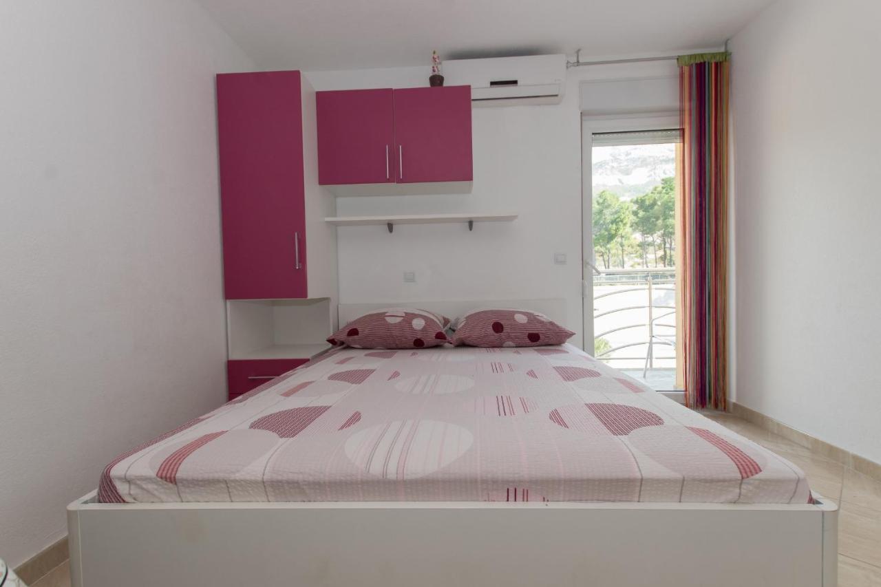 Studio Apartments Zloic In Крвавица Екстериор снимка