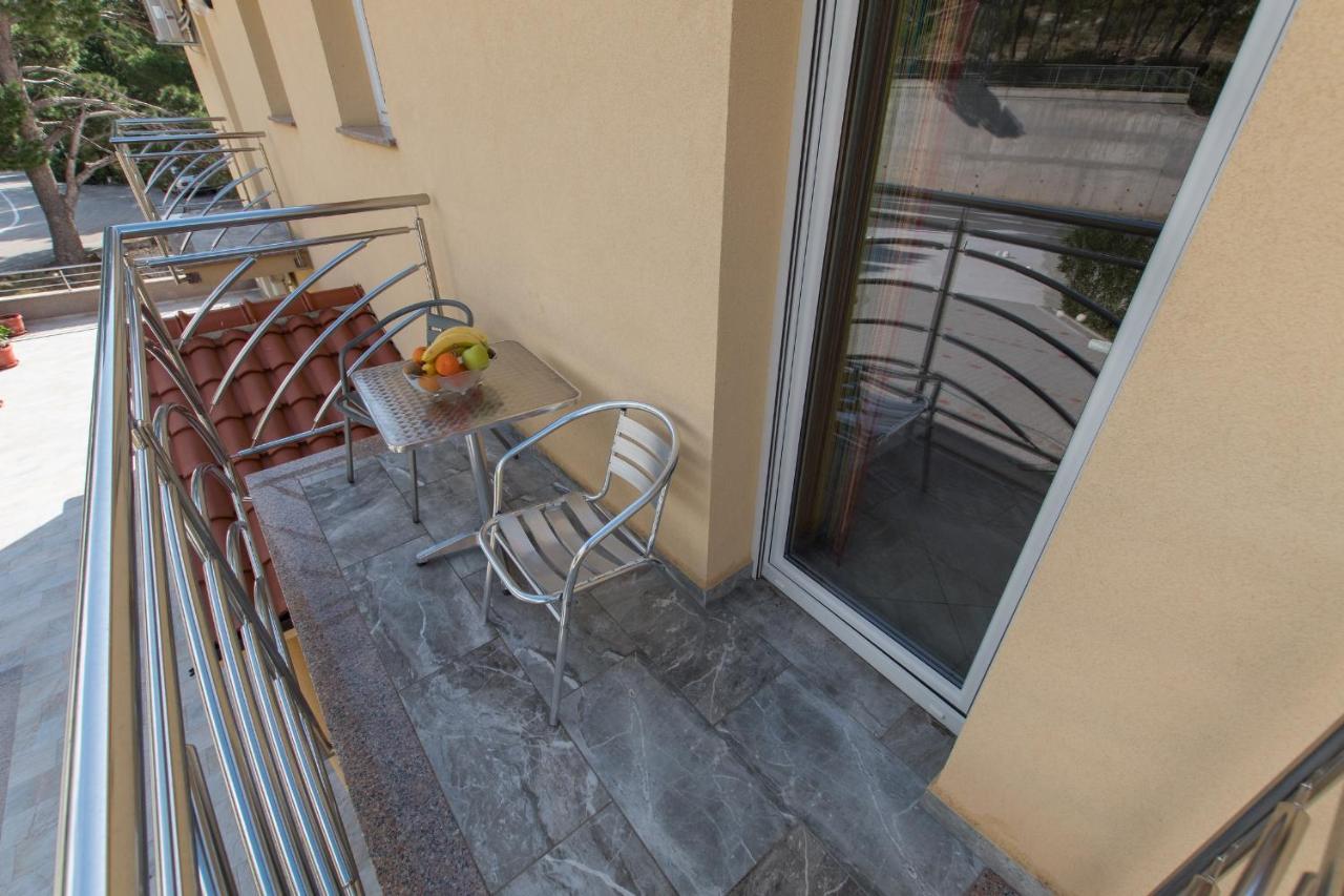 Studio Apartments Zloic In Крвавица Екстериор снимка